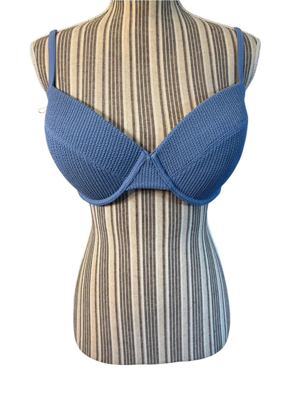 New PINK Victoria's Secret Bikini Top M-DD Blue Crinkle Texture Pushup Underwire